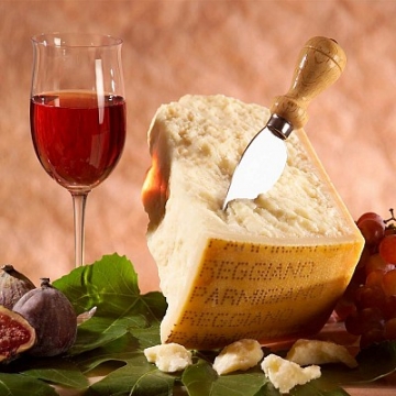 Parmesan im Geschenkkarton, 1 kg 36 Monate gereift